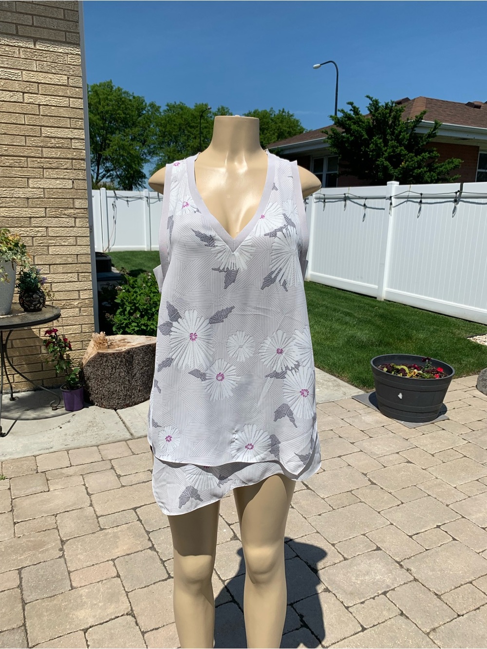 Trouvé Nordstrom Double V Color lock Tank With Side Bands Size L